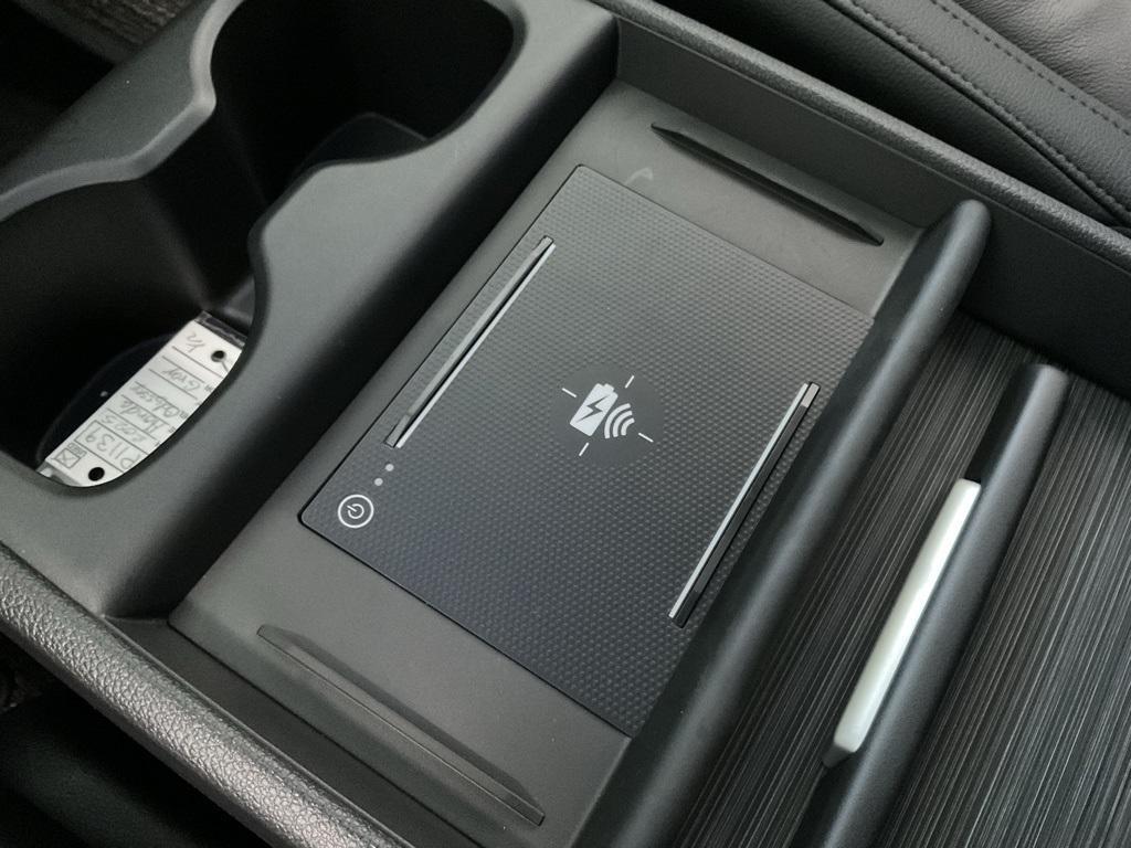 used 2025 Honda Odyssey car, priced at $40,200