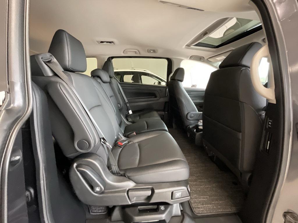used 2025 Honda Odyssey car, priced at $40,200
