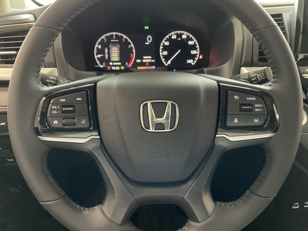 used 2025 Honda Odyssey car, priced at $40,200