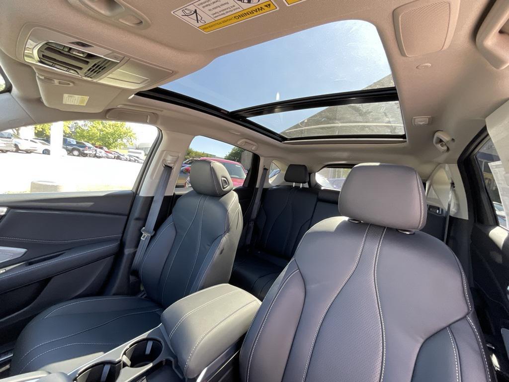 new 2025 Acura RDX car, priced at $49,250