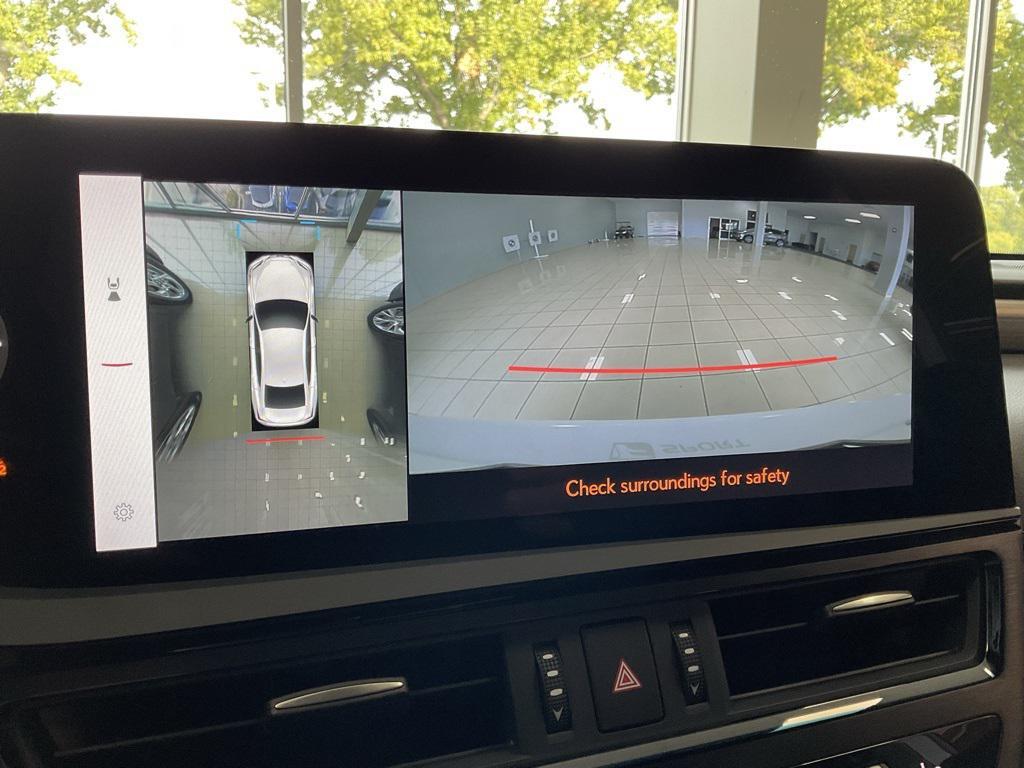 used 2023 Lexus ES 350 car, priced at $37,000