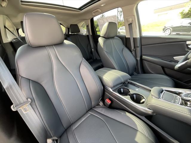 new 2025 Acura RDX car, priced at $49,250
