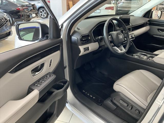 used 2023 Honda Pilot car, priced at $48,600