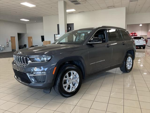 used 2023 Jeep Grand Cherokee car, priced at $31,400