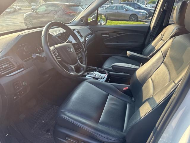 used 2022 Honda Pilot car, priced at $35,000