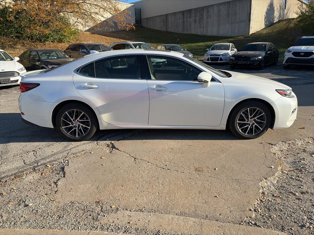 used 2016 Lexus ES 350 car, priced at $17,600