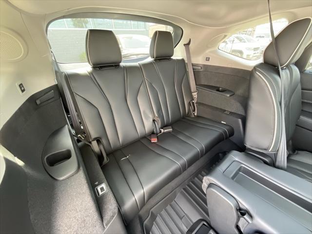 new 2025 Acura MDX car, priced at $68,250