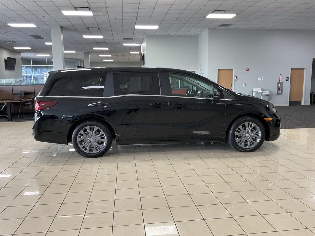 used 2025 Honda Odyssey car, priced at $44,600