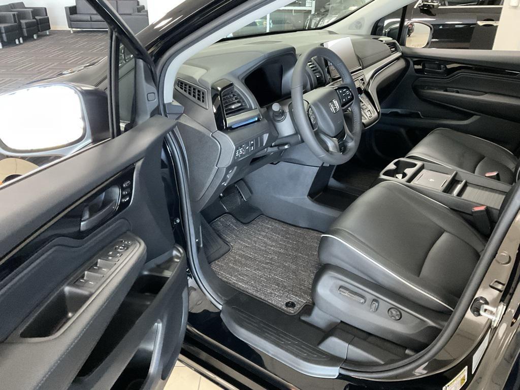 used 2025 Honda Odyssey car, priced at $44,600
