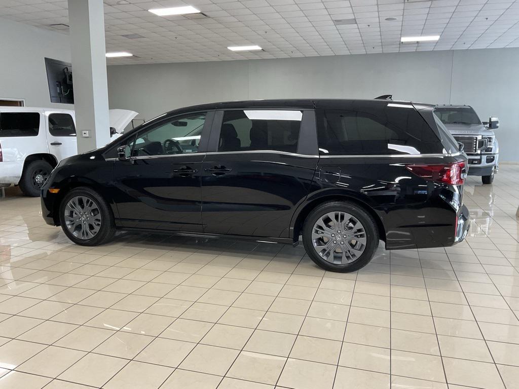 used 2025 Honda Odyssey car, priced at $44,600