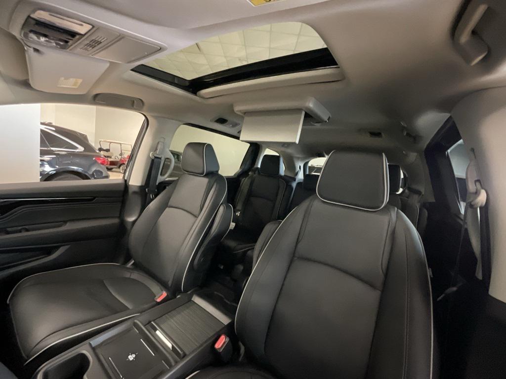 used 2025 Honda Odyssey car, priced at $44,600