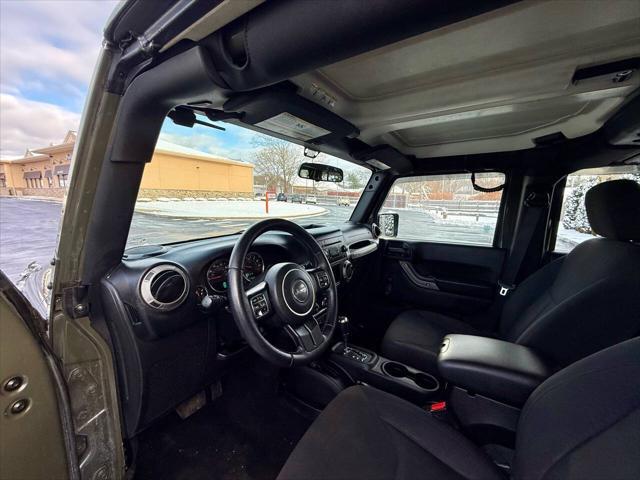 used 2015 Jeep Wrangler Unlimited car, priced at $16,500