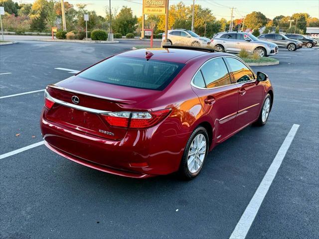 used 2015 Lexus ES 300h car, priced at $15,900