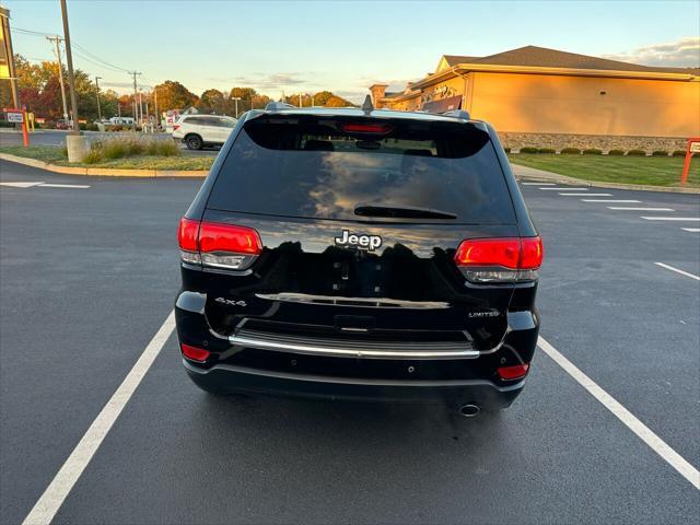 used 2018 Jeep Grand Cherokee car, priced at $19,300