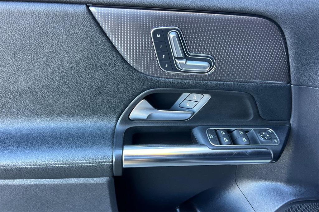 used 2022 Mercedes-Benz GLA 250 car, priced at $20,521
