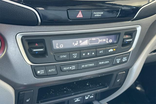 used 2022 Honda Pilot car, priced at $30,063