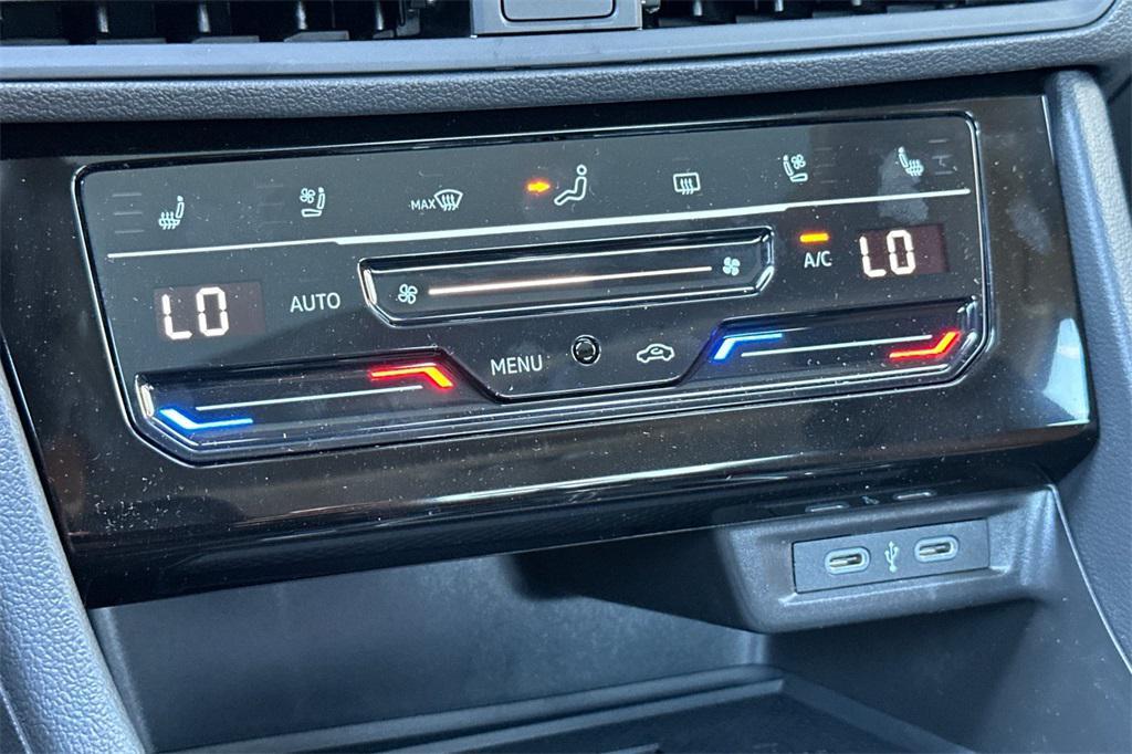 new 2025 Volkswagen Jetta car, priced at $31,221