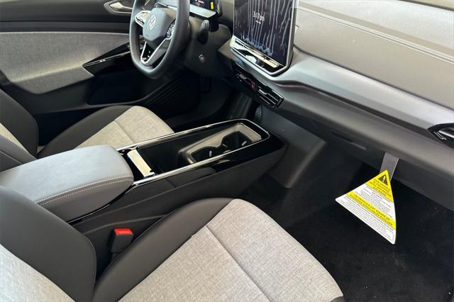 new 2025 Volkswagen ID.4 car, priced at $47,666