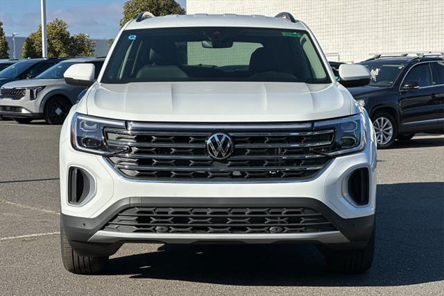 new 2025 Volkswagen Atlas car, priced at $47,612