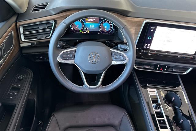 new 2025 Volkswagen Atlas car, priced at $47,612
