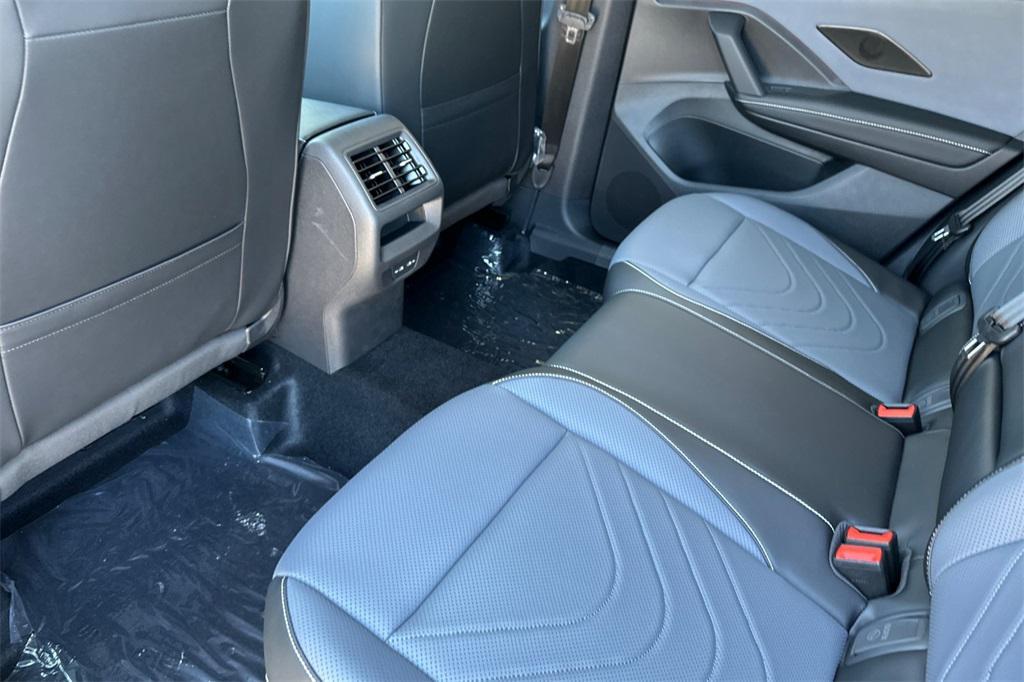 new 2025 Volkswagen Tiguan car, priced at $36,826