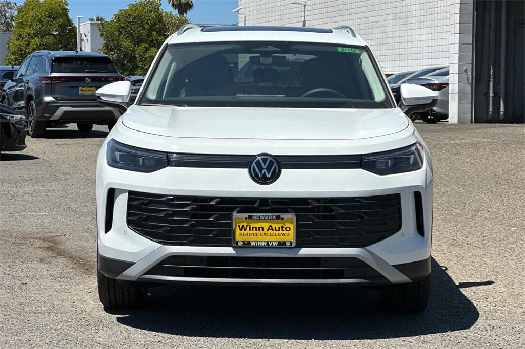 new 2025 Volkswagen Tiguan car, priced at $36,826