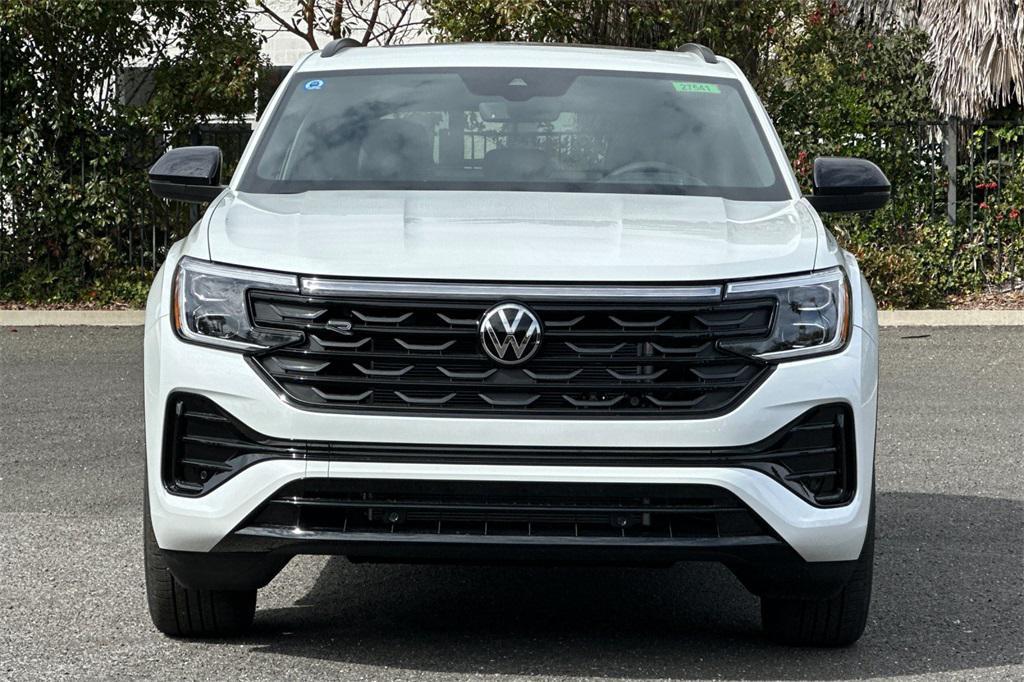 new 2025 Volkswagen Atlas Cross Sport car, priced at $52,476