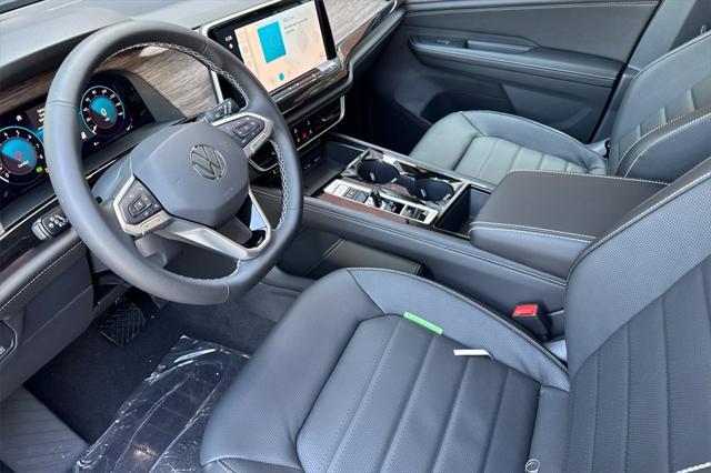 new 2025 Volkswagen Atlas car, priced at $51,694