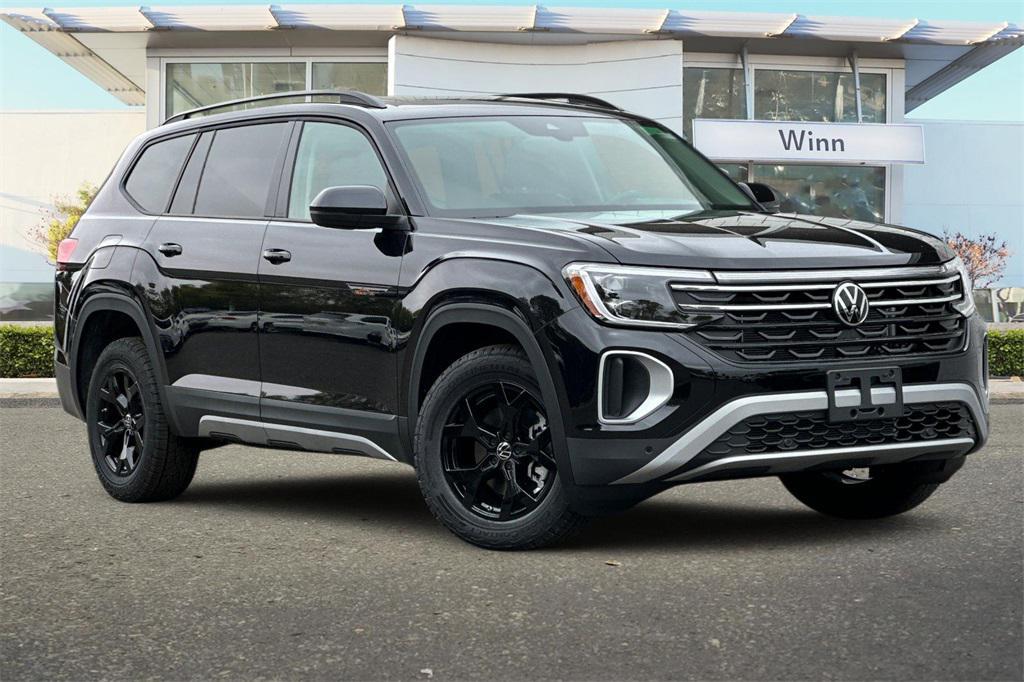 new 2025 Volkswagen Atlas car, priced at $50,384