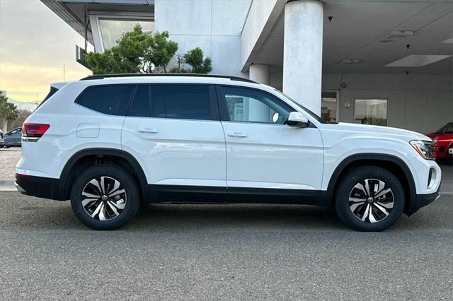 new 2025 Volkswagen Atlas car, priced at $40,204