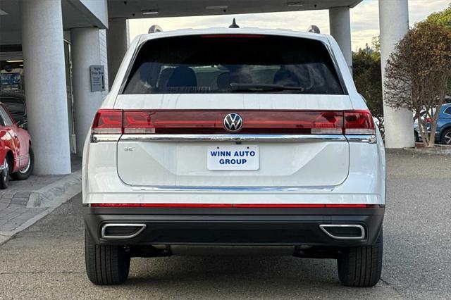 new 2025 Volkswagen Atlas car, priced at $40,204