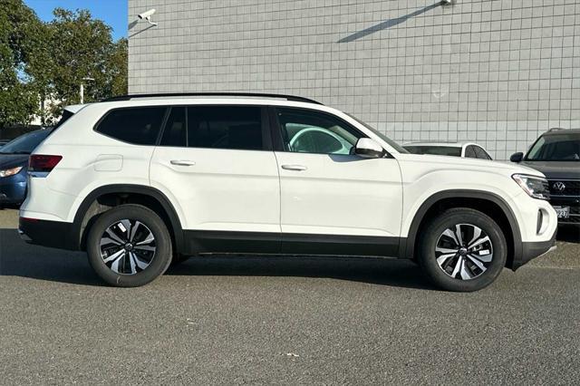 new 2025 Volkswagen Atlas car, priced at $41,930