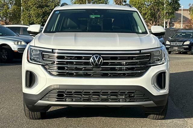 new 2025 Volkswagen Atlas car, priced at $41,930