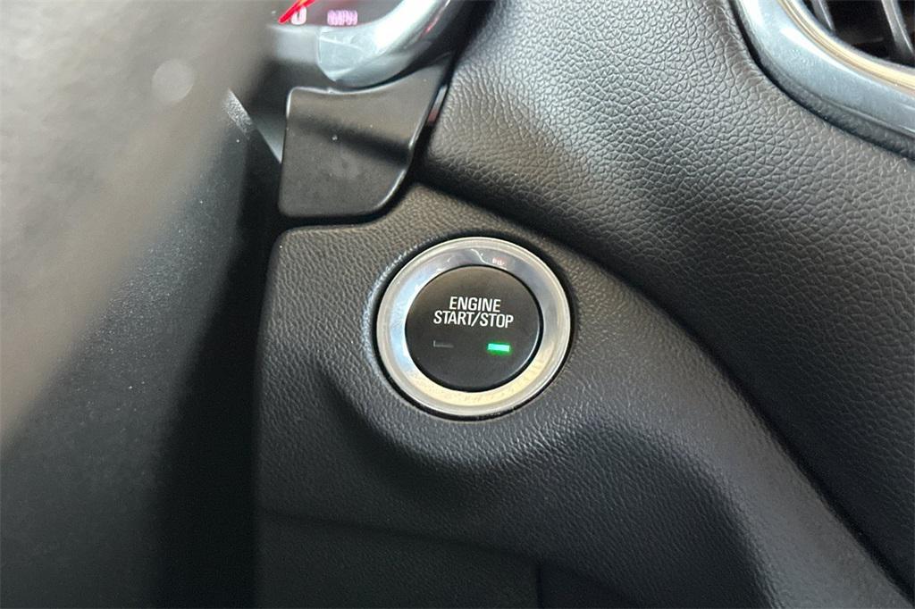 used 2020 Chevrolet Equinox car, priced at $16,448