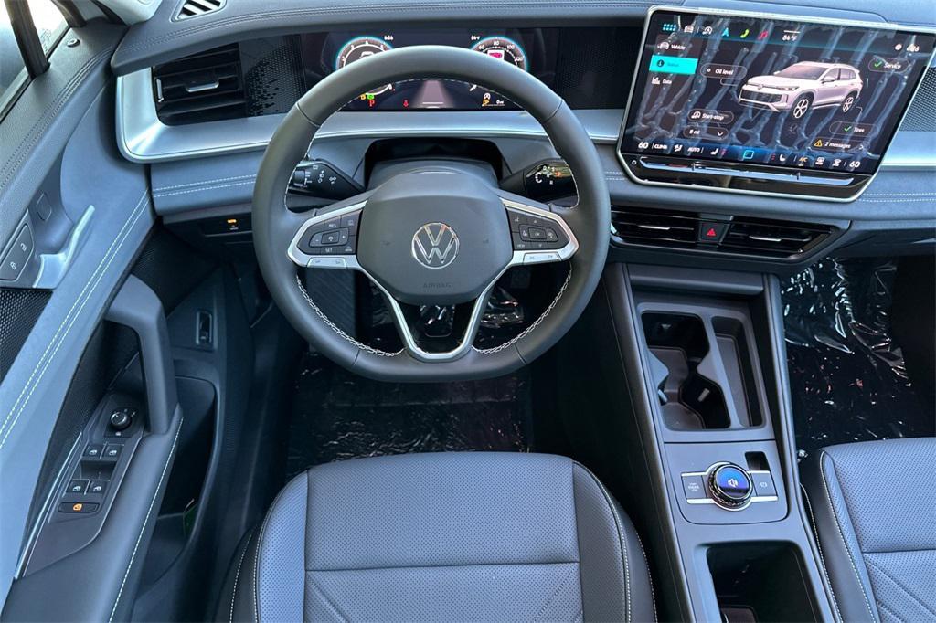 new 2025 Volkswagen Tiguan car, priced at $34,876
