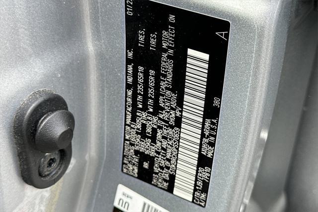used 2023 Toyota Highlander Hybrid car, priced at $35,199