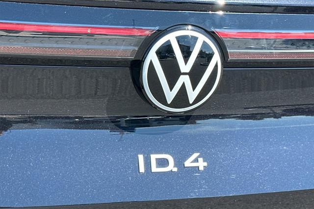 new 2025 Volkswagen ID.4 car, priced at $47,666