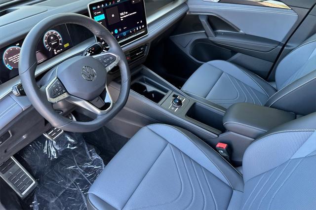new 2025 Volkswagen Tiguan car, priced at $38,959