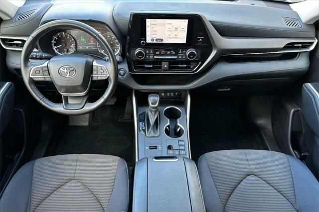 used 2023 Toyota Highlander car, priced at $32,621