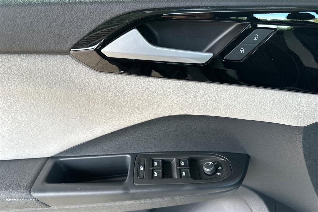 new 2025 Volkswagen Taos car, priced at $28,157