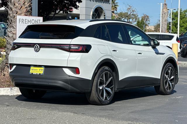 new 2025 Volkswagen ID.4 car, priced at $52,731