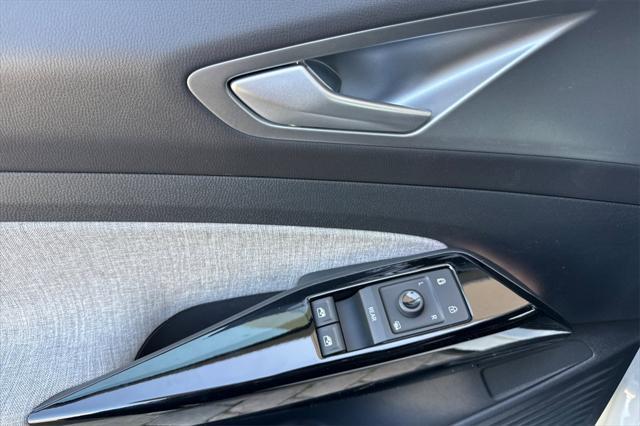 new 2025 Volkswagen ID.4 car, priced at $51,076