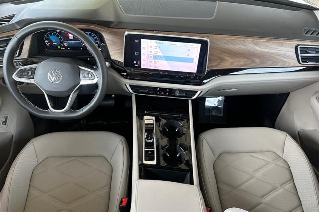 new 2025 Volkswagen Atlas car, priced at $48,058