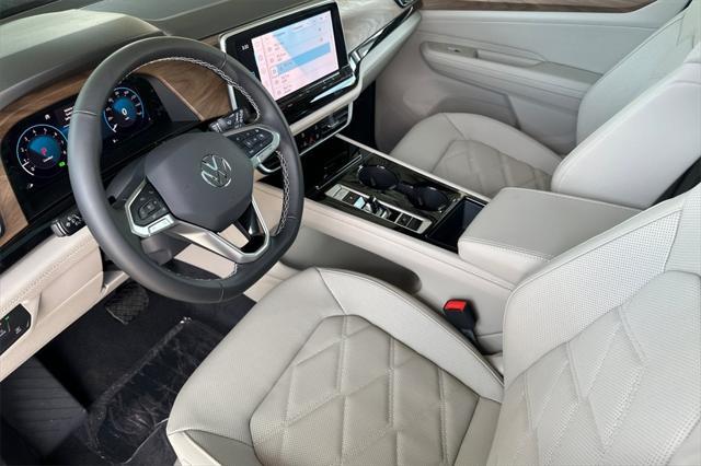 new 2025 Volkswagen Atlas car, priced at $48,058