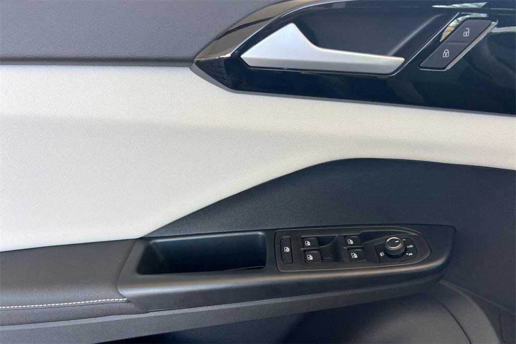 new 2025 Volkswagen Taos car, priced at $29,146