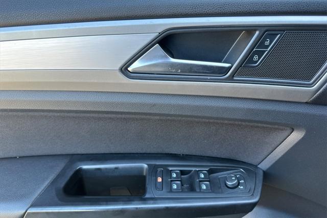 used 2021 Volkswagen Atlas car, priced at $17,321