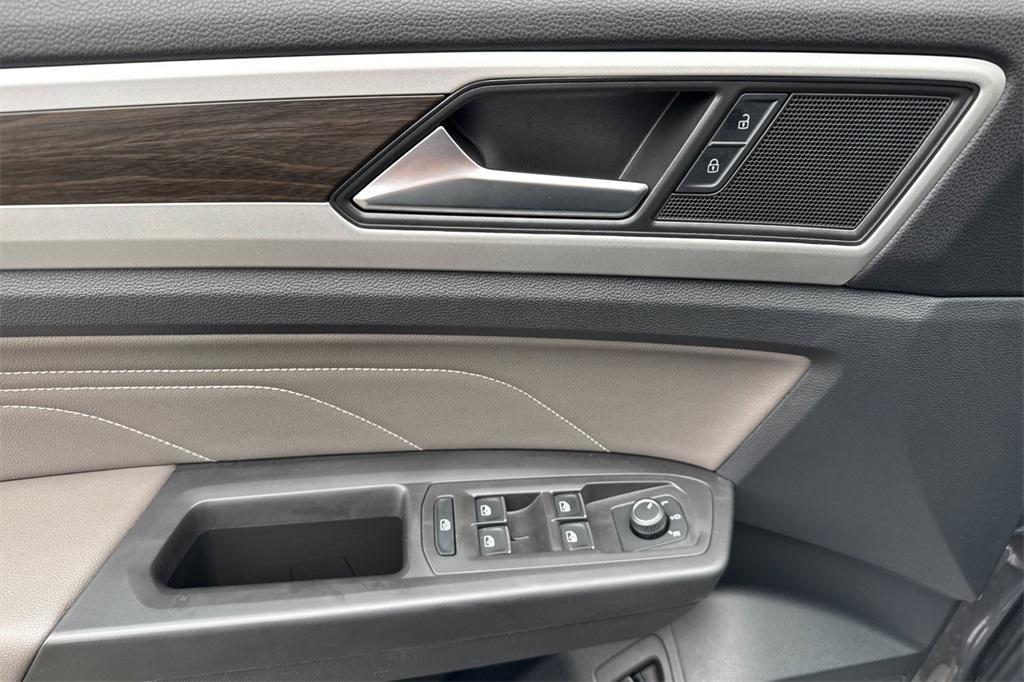 used 2023 Volkswagen Atlas car, priced at $31,450