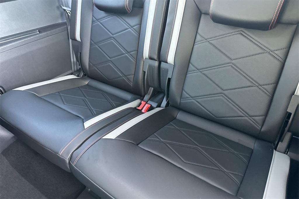 new 2025 Volkswagen Atlas car, priced at $50,209