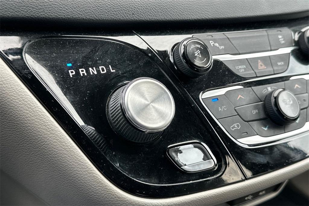 used 2017 Chrysler Pacifica car, priced at $11,643