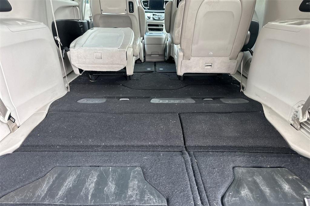 used 2017 Chrysler Pacifica car, priced at $11,643